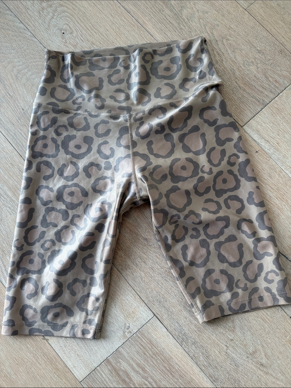 Girls High-Waist Leopard Print Bike Shorts — Taupe